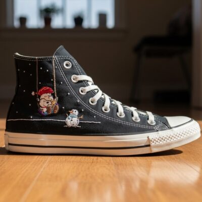 Snoopy Hand-Embroidered Converse Chuck Taylor 1970s - All Star Classic