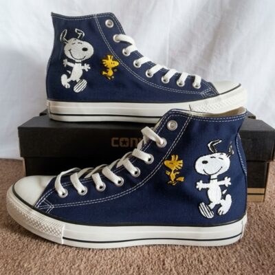 Snoopy Hand-Embroidered Converse Chuck Taylor 1970s - All Star Classic