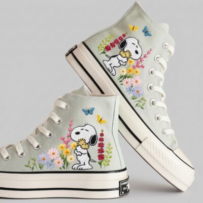 Snoopy Hand-Embroidered Converse Chuck Taylor 1970s - All Star Classic