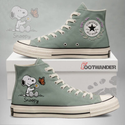Snoopy Hand-Embroidered Converse Chuck Taylor 1970s - All Star Classic