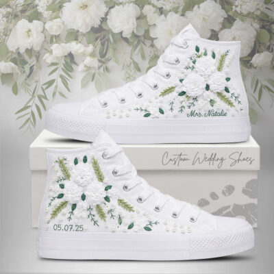 Personalized Pearl Crystal Wedding Sneakers,Custom Pearl Wedding Sneakers,Wedding Gift for Bride,Prom Pearl Wedding Shoes,Anniversary Gift, Converse Chuck Taylor 1970s - All Star Classic